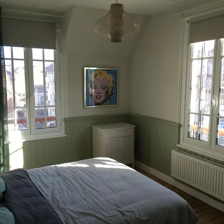 Touquettoise: Beachside Historic Retreat With Garden *