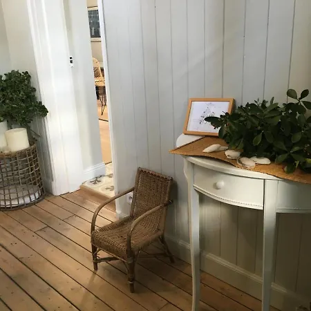 Villa Touquettoise: Beachside Historic Retreat With Garden *